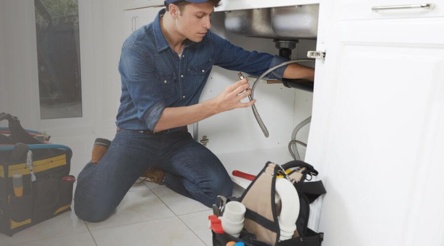 Professional emergency plumbing in Van Wert, IA
